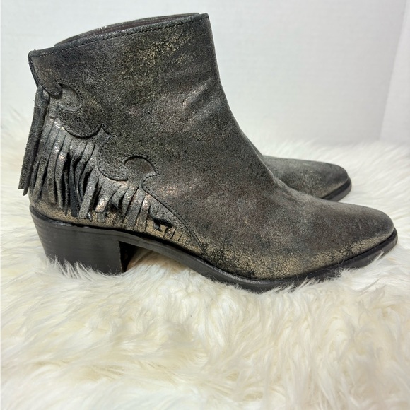 GIANLUCA TOMBOLINI Silver Metallic Leather Fringe Ankle Boots - Picture 5 of 9